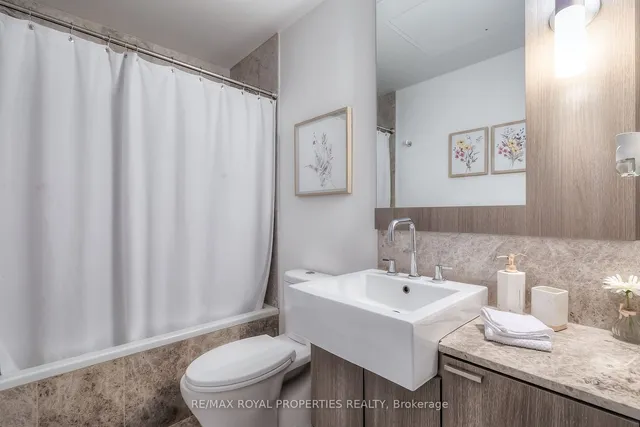 Additional property image - 88 Blue Jays Way Unit 3507