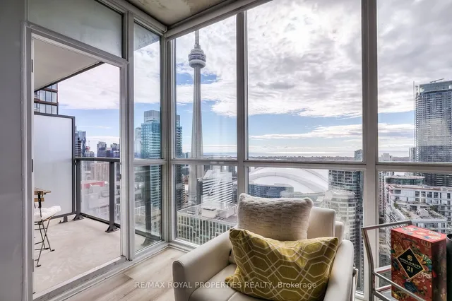 Additional property image - 88 Blue Jays Way Unit 3507