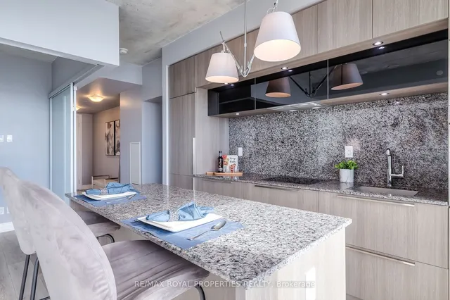 Additional property image - 88 Blue Jays Way Unit 3507