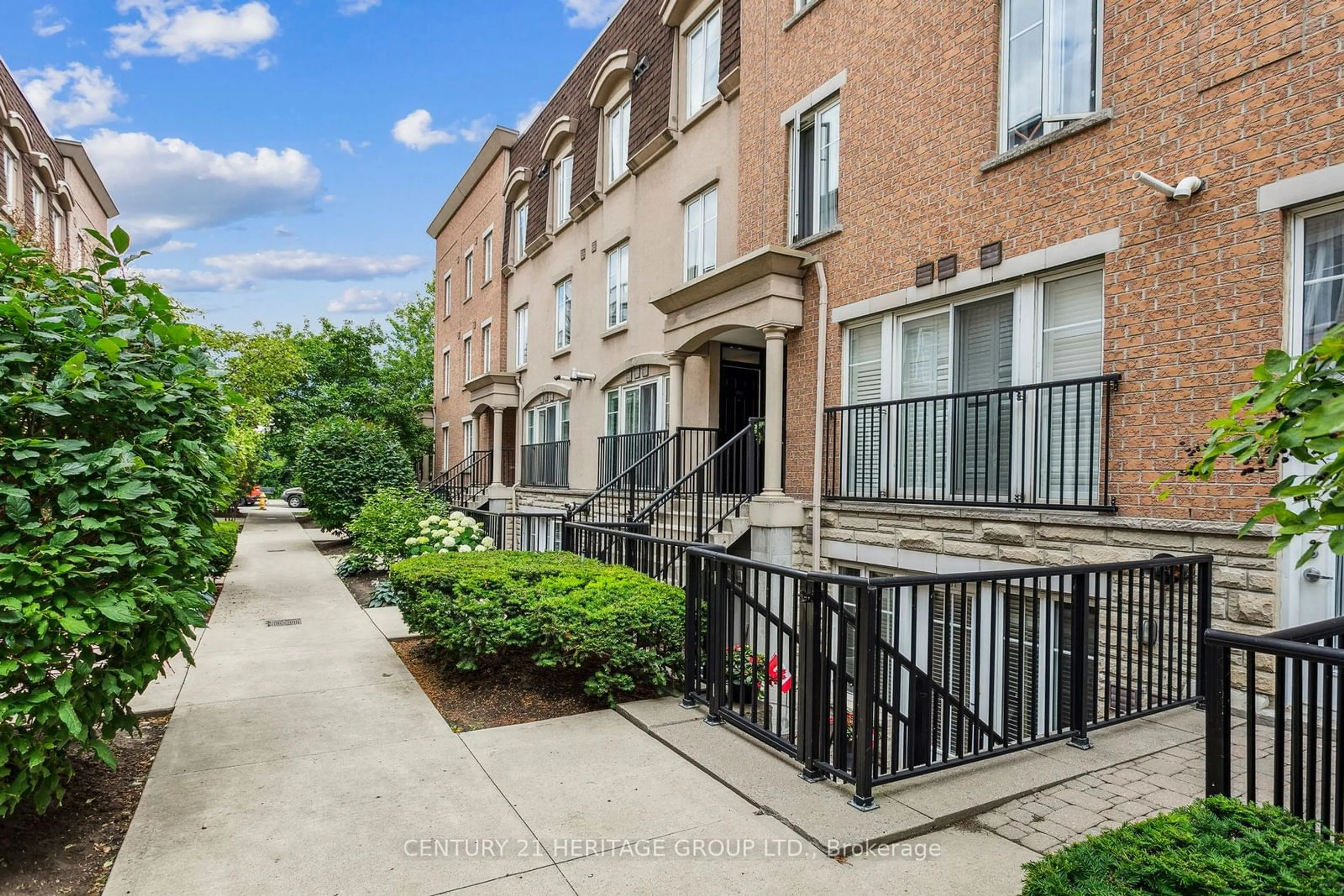 A pic from exterior of the house or condo, the street view for 34 Western Battery Rd #435, Toronto Ontario M6K 3N9