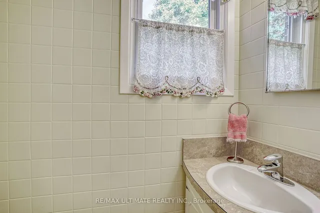 Additional property image - 42 Summerside Cres