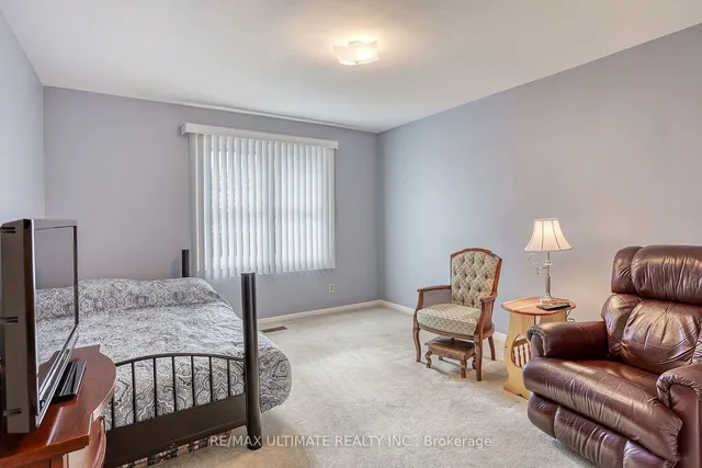 Additional property image - 42 Summerside Cres