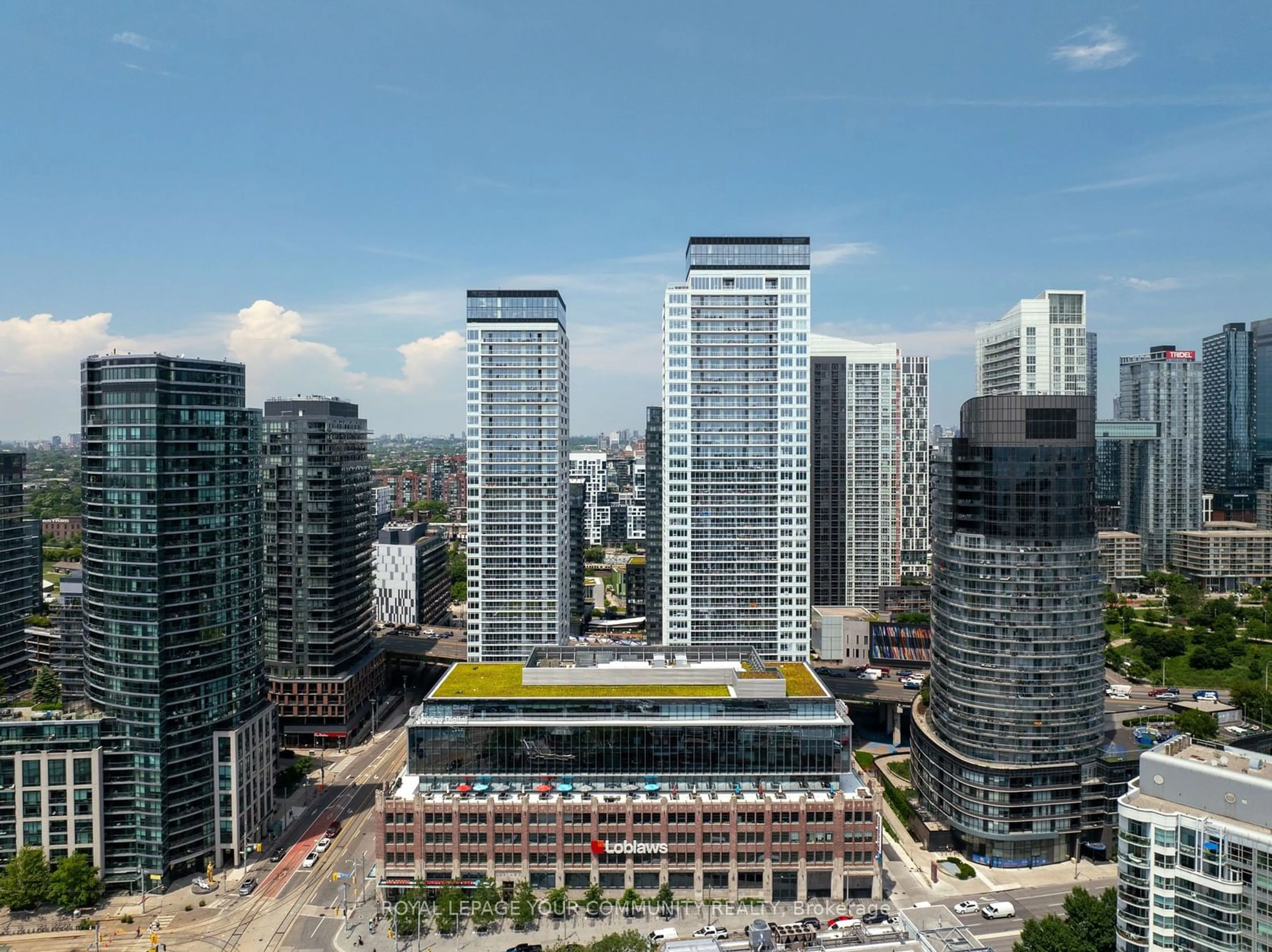 A pic from exterior of the house or condo, the view of city buildings for 17 Bathurst St #3615, Toronto Ontario M5V 0N1