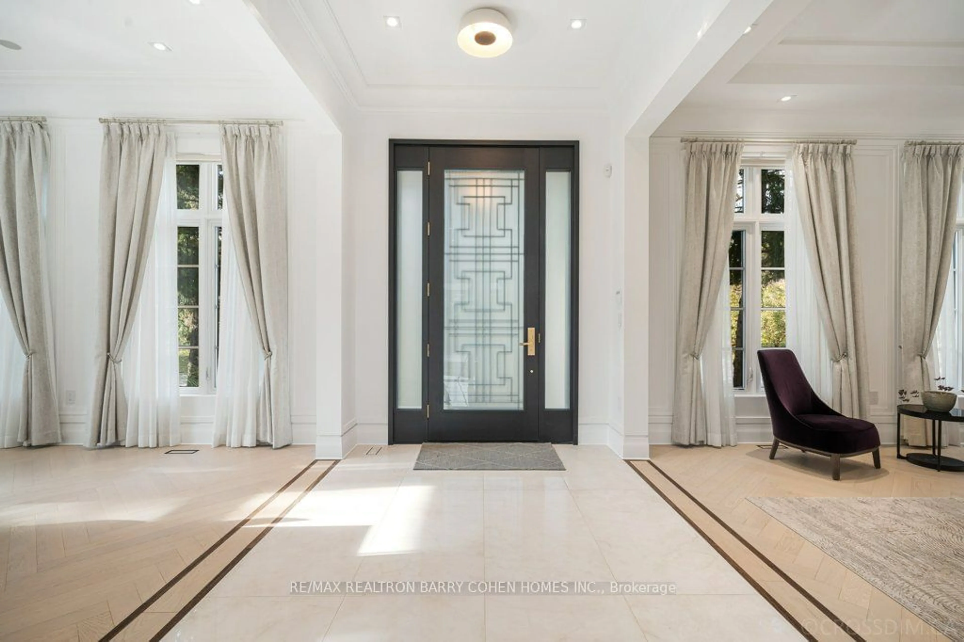 Indoor entryway, ceramic floors for 34 Greengate Rd, Toronto Ontario M3B 1E8