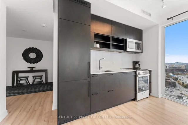 Additional property image - 135 East Liberty St Unit 2105