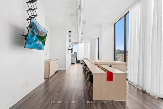 Additional property image - 135 East Liberty St Unit 2105