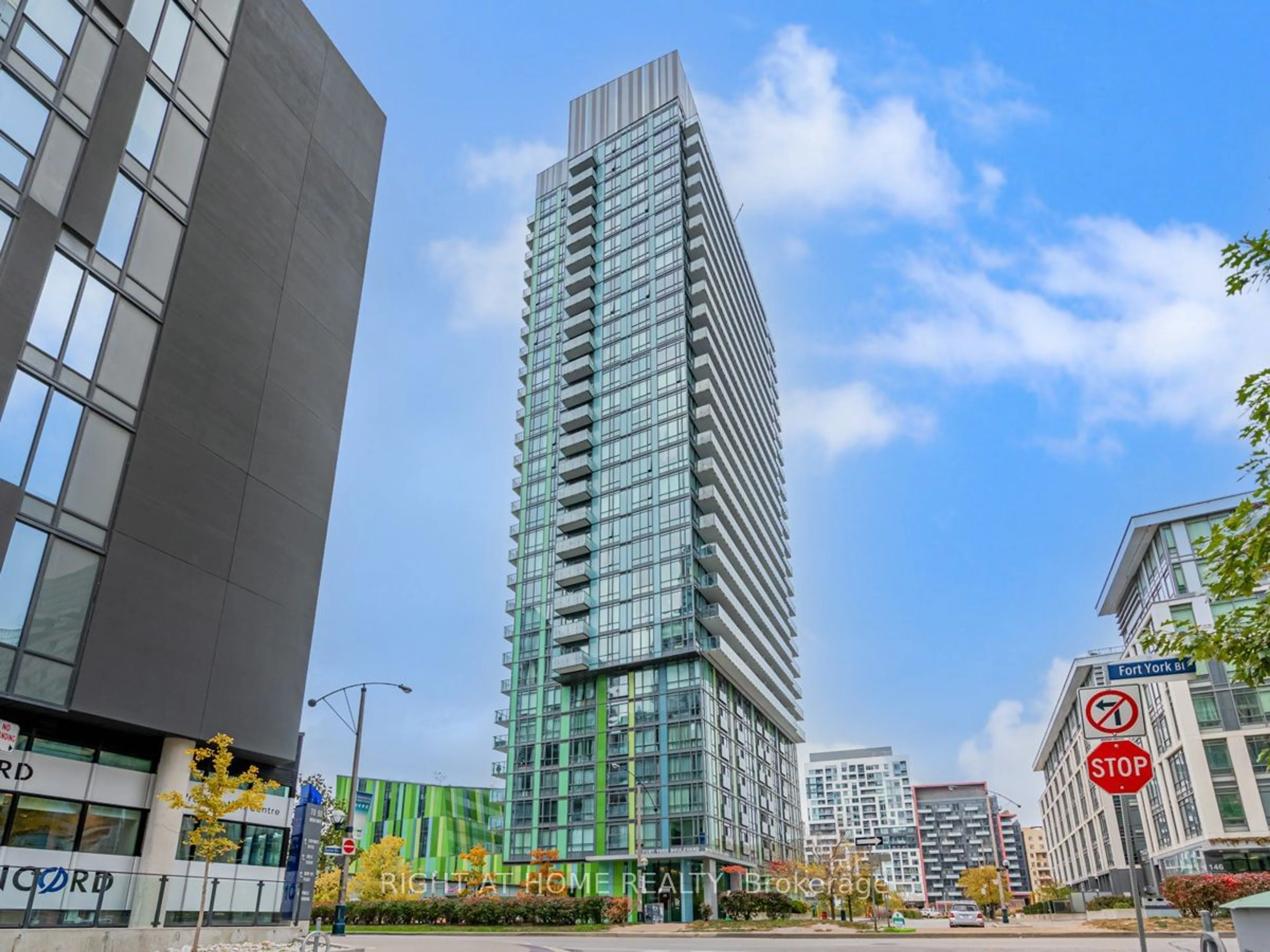 A pic from exterior of the house or condo, the view of city buildings for 170 Fort York Blvd #310, Toronto Ontario M5V 0E6