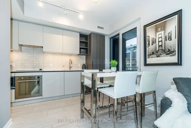Additional property image - 55 Mercer St Unit 1505