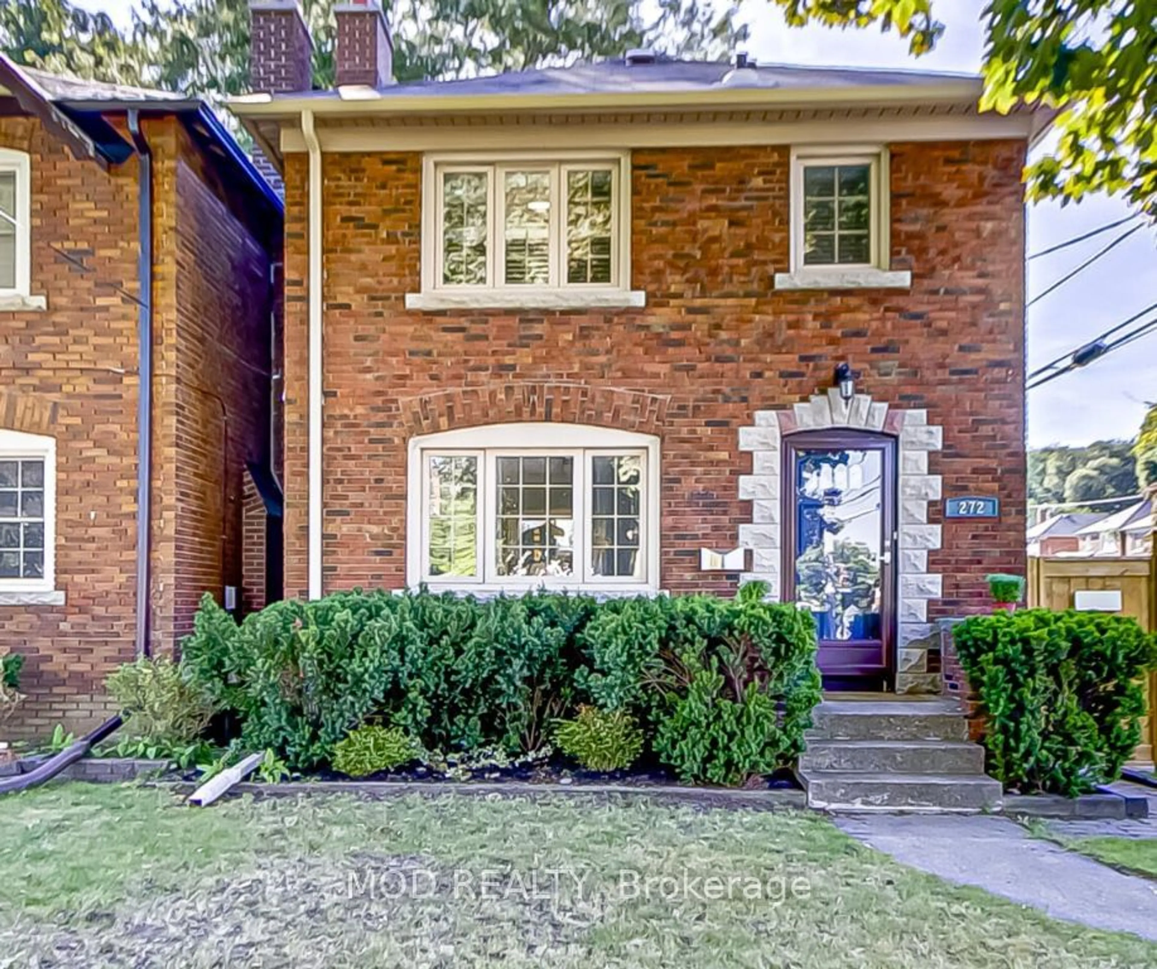 Home with brick exterior material for 272 Rumsey Rd, Toronto Ontario M4G 1P9