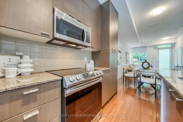 Additional property image - 88 Sheppard Ave Unit TH 5