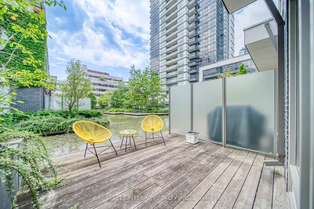 Additional property image - 88 Sheppard Ave Unit TH 5