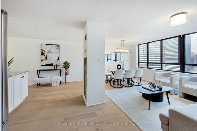 Additional property image - 633 Bay St Unit 2614