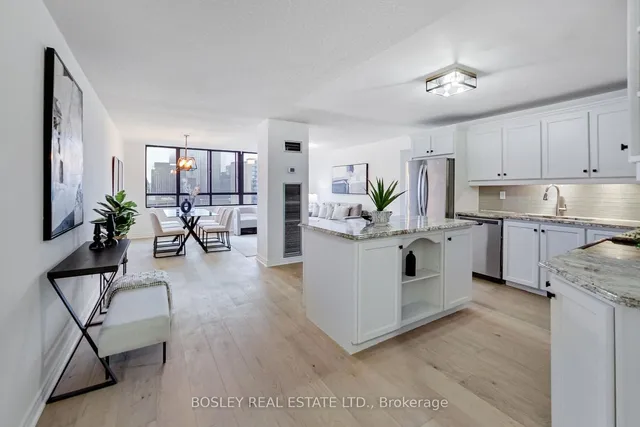Additional property image - 633 Bay St Unit 2614
