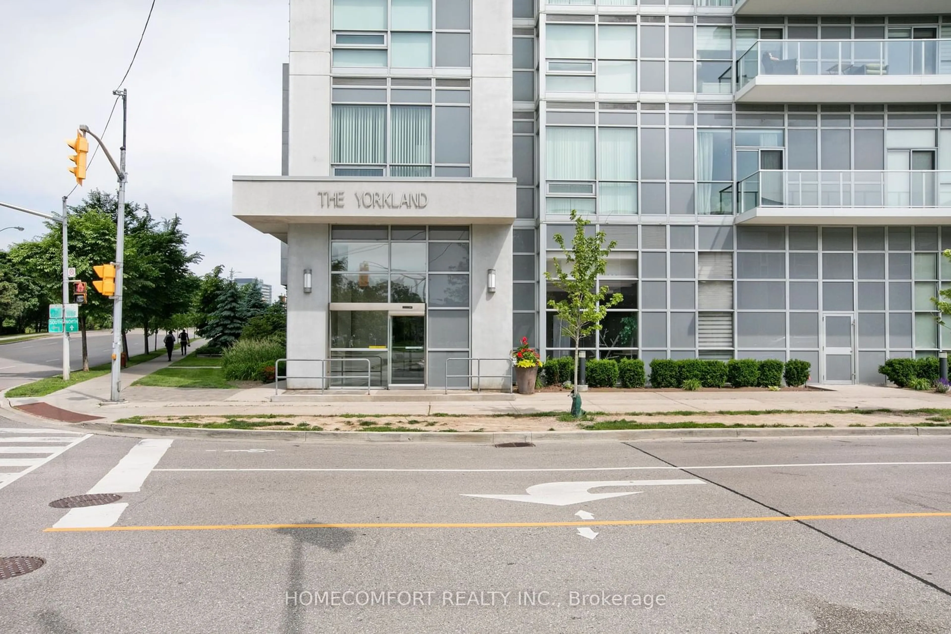 A pic from exterior of the house or condo, the street view for 275 Yorkland Rd #316, Toronto Ontario M2J 0B4