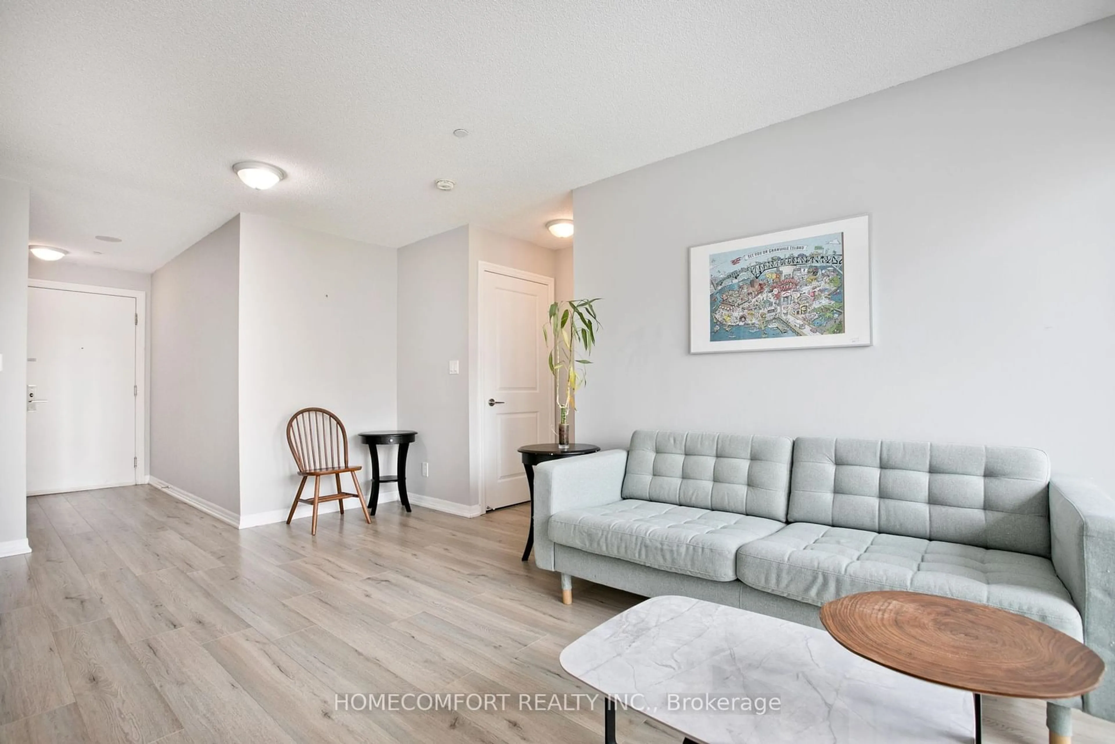 Living room, wood floors for 275 Yorkland Rd #316, Toronto Ontario M2J 0B4