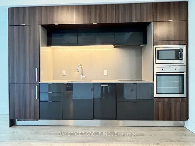 Additional property image - 1 Edgewater Dr Unit 319