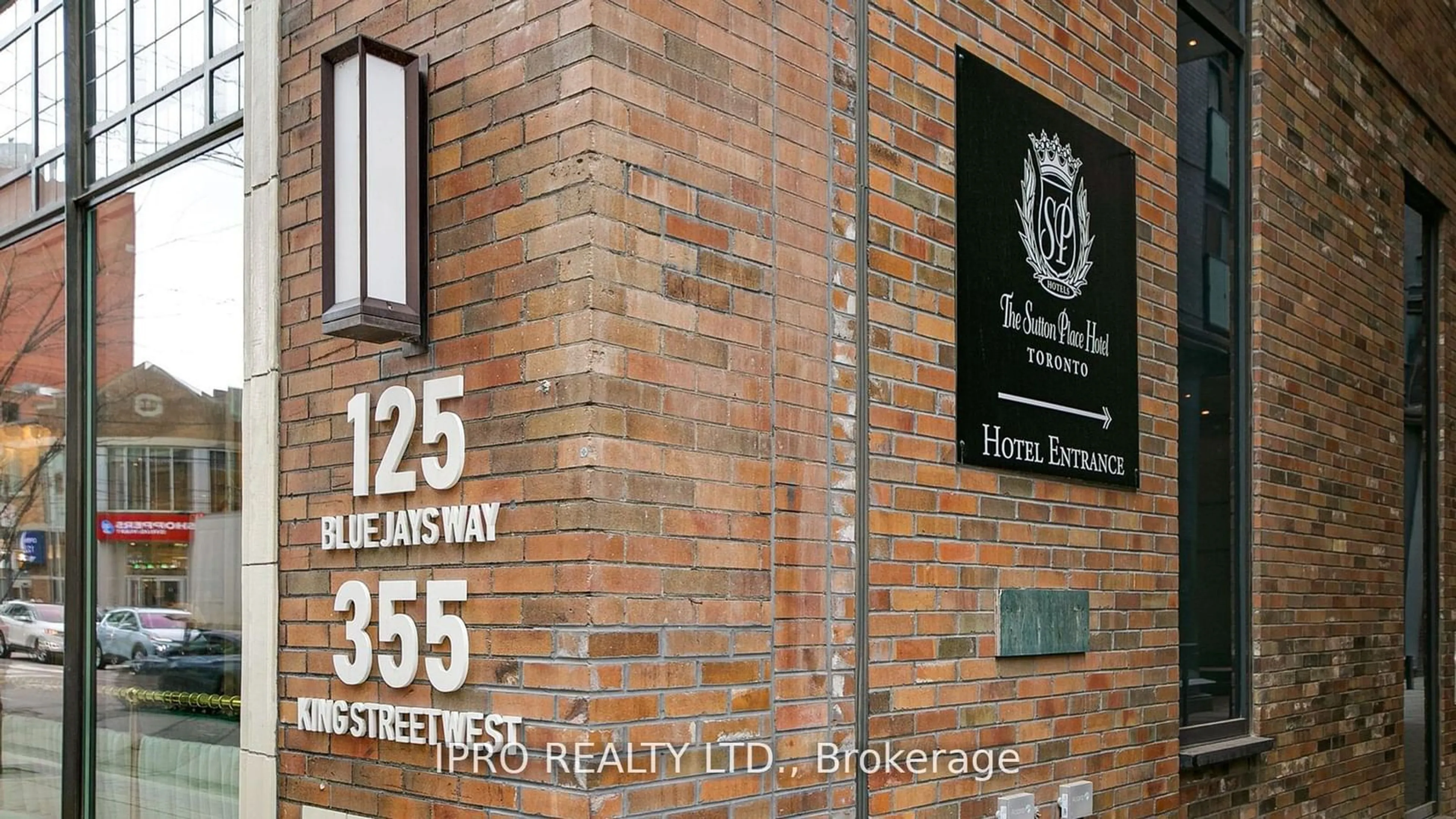 Indoor entryway, unknown floor for 125 Blue Jays Way #1905, Toronto Ontario M5V 0N5