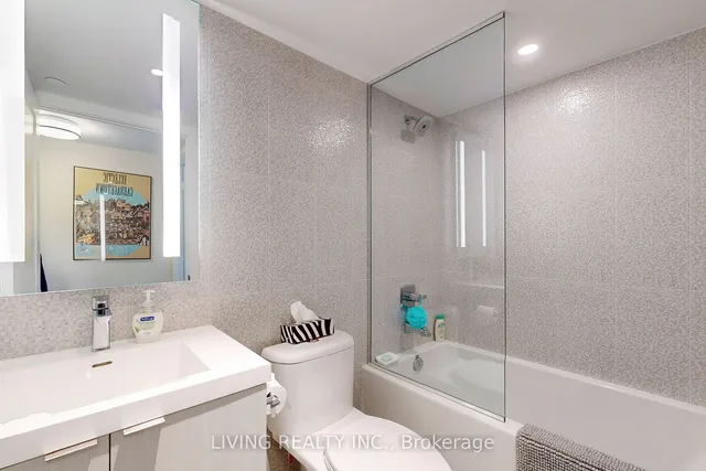 Additional property image - 575 Bloor St Unit 1202