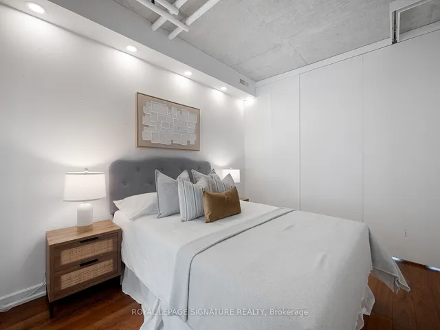 Additional property image - 533 Richmond St Unit Ph2
