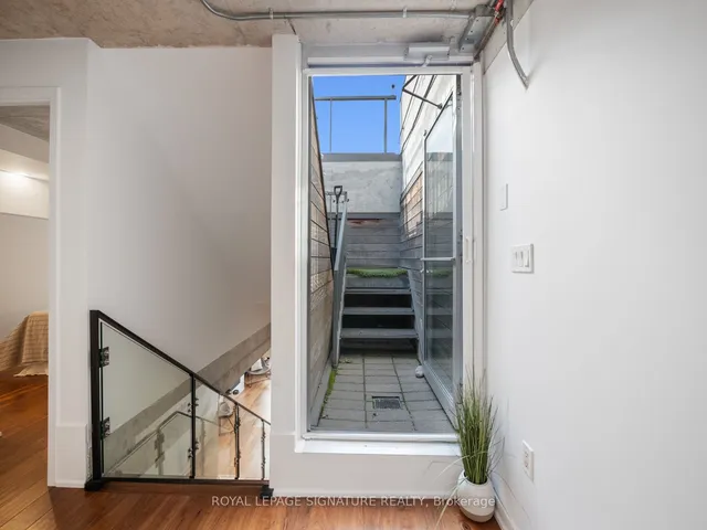 Additional property image - 533 Richmond St Unit Ph2