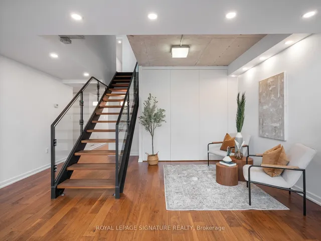 Additional property image - 533 Richmond St Unit Ph2