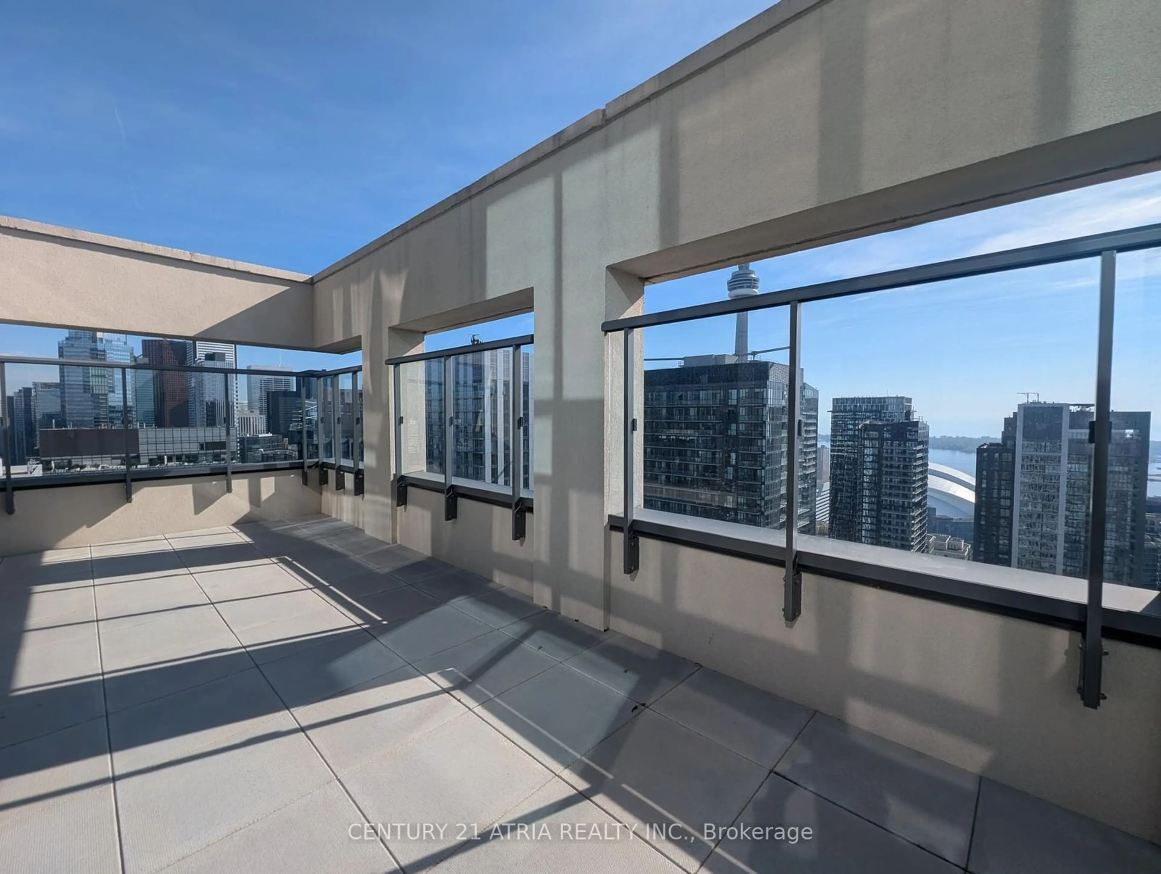 A pic from exterior of the house or condo, the view of city buildings for 108 Peter St #5105, Toronto Ontario M5V 0W2