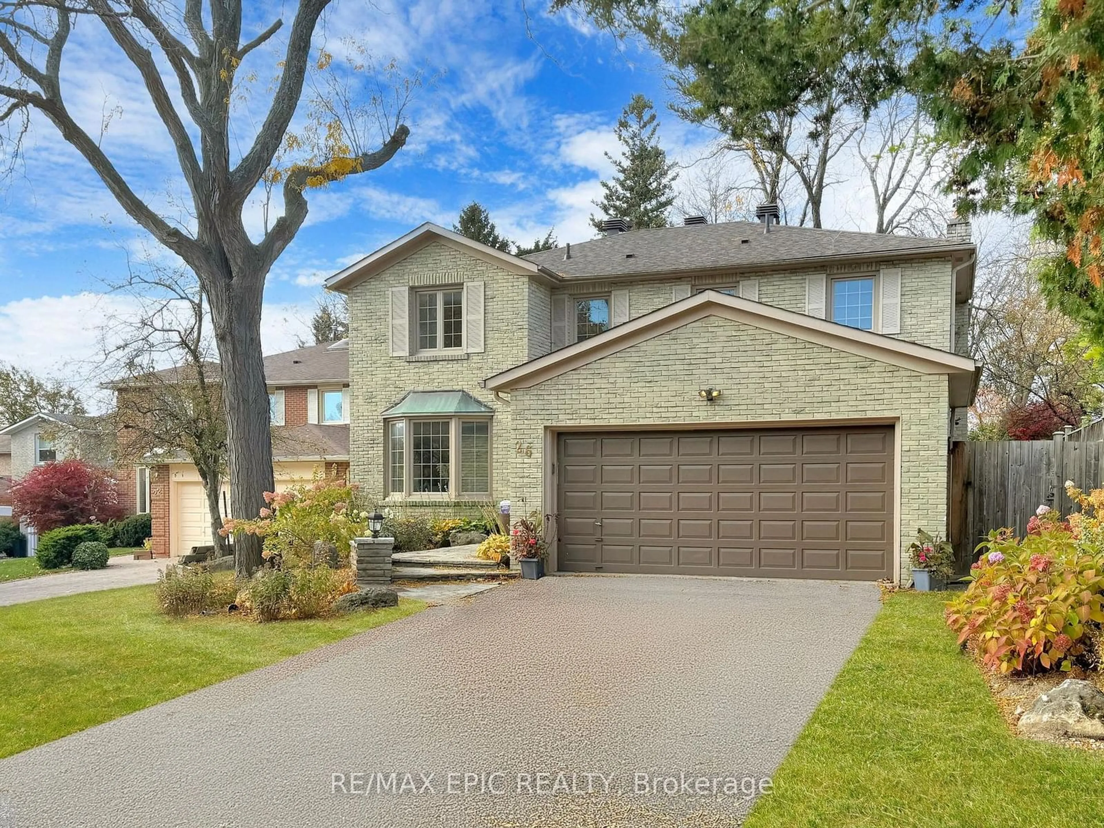 Home with brick exterior material for 26 Bluffwood Dr, Toronto Ontario M2H 3L6