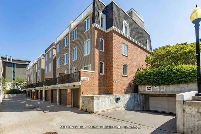 Additional property image - 12 Douro St Unit 421