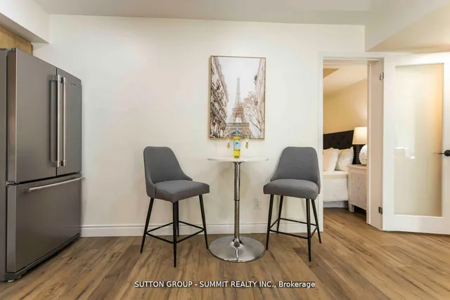 Additional property image - 12 Douro St Unit 421