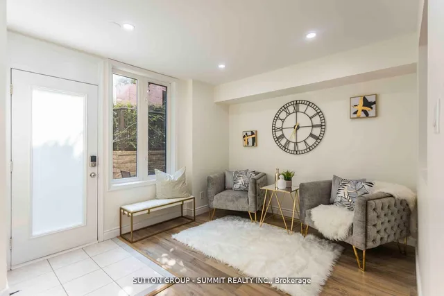 Additional property image - 12 Douro St Unit 421