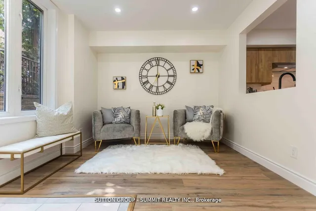 Additional property image - 12 Douro St Unit 421