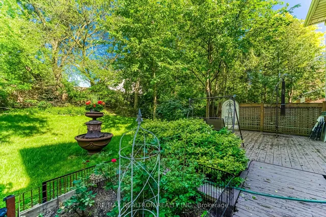Additional property image - 237 Old Yonge St