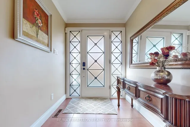 Additional property image - 237 Old Yonge St