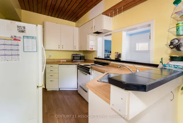Additional property image - 78 Castlefield Ave