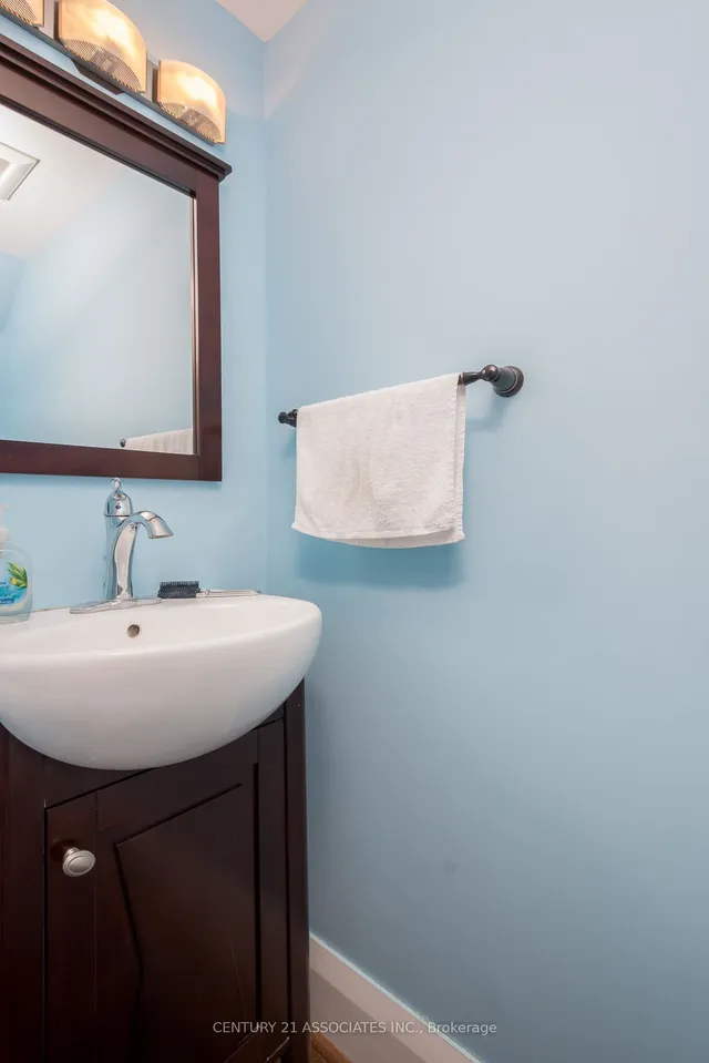 Additional property image - 78 Castlefield Ave