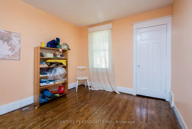 Additional property image - 78 Castlefield Ave