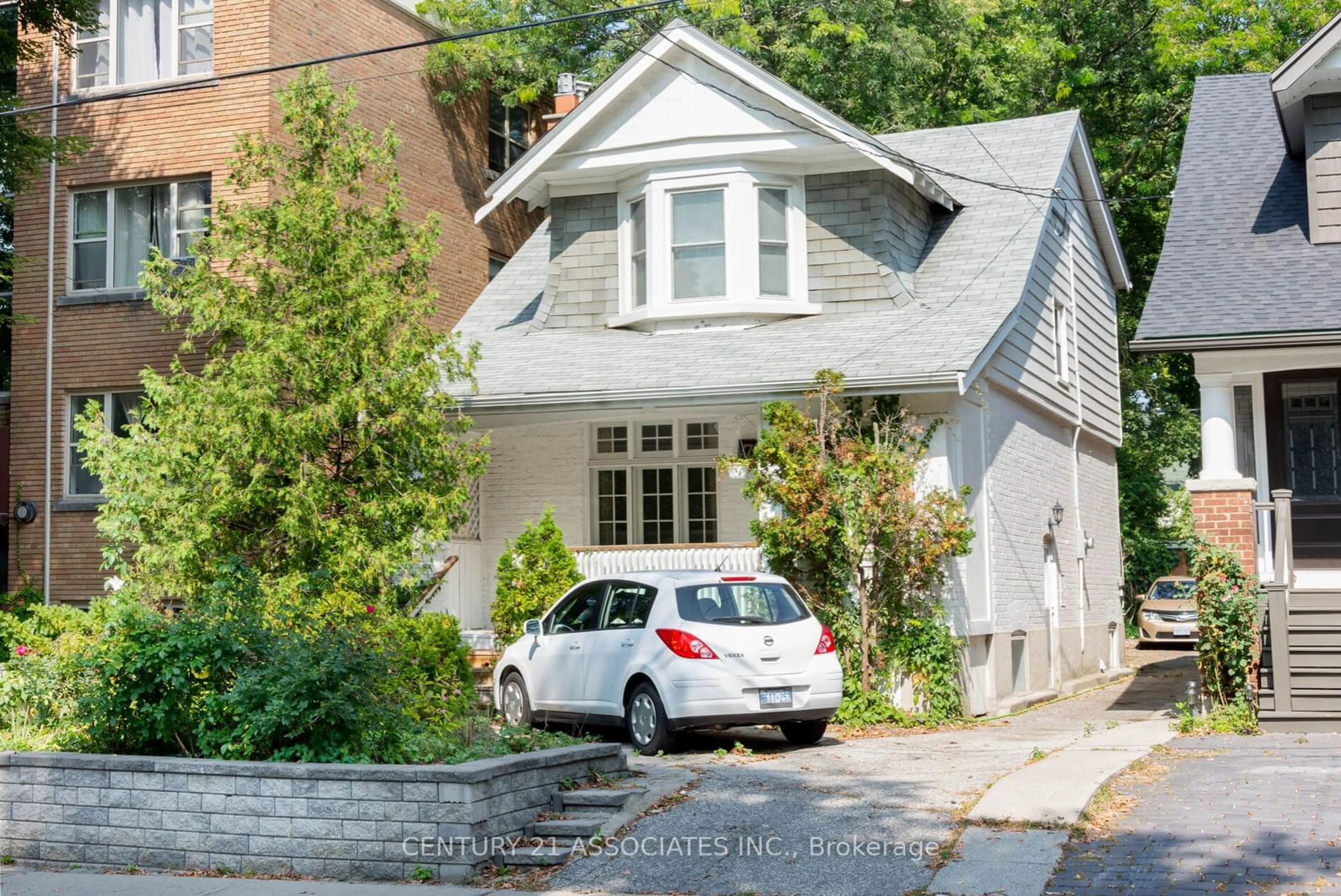 Frontside or backside of a home, the street view for 78 Castlefield Ave, Toronto Ontario M4R 1G4