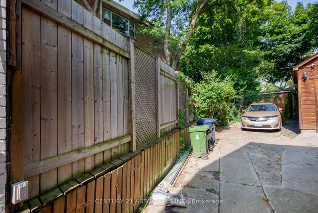 Additional property image - 78 Castlefield Ave