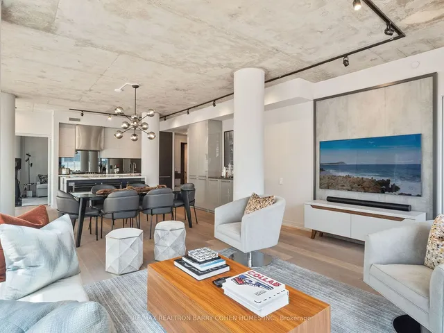 Additional property image - 650 King St Unit 810
