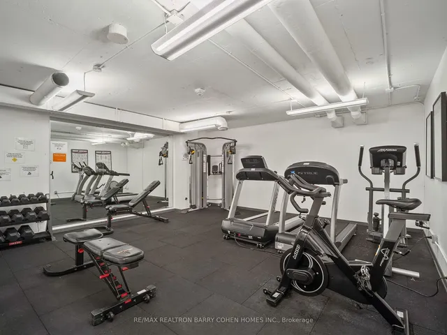 Additional property image - 650 King St Unit 810