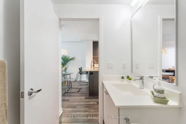 Additional property image - 18 Rean Dr Unit 222