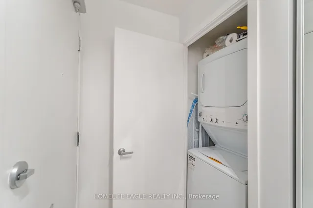 Additional property image - 18 Rean Dr Unit 222