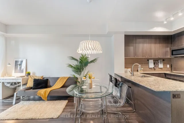 Additional property image - 18 Rean Dr Unit 222