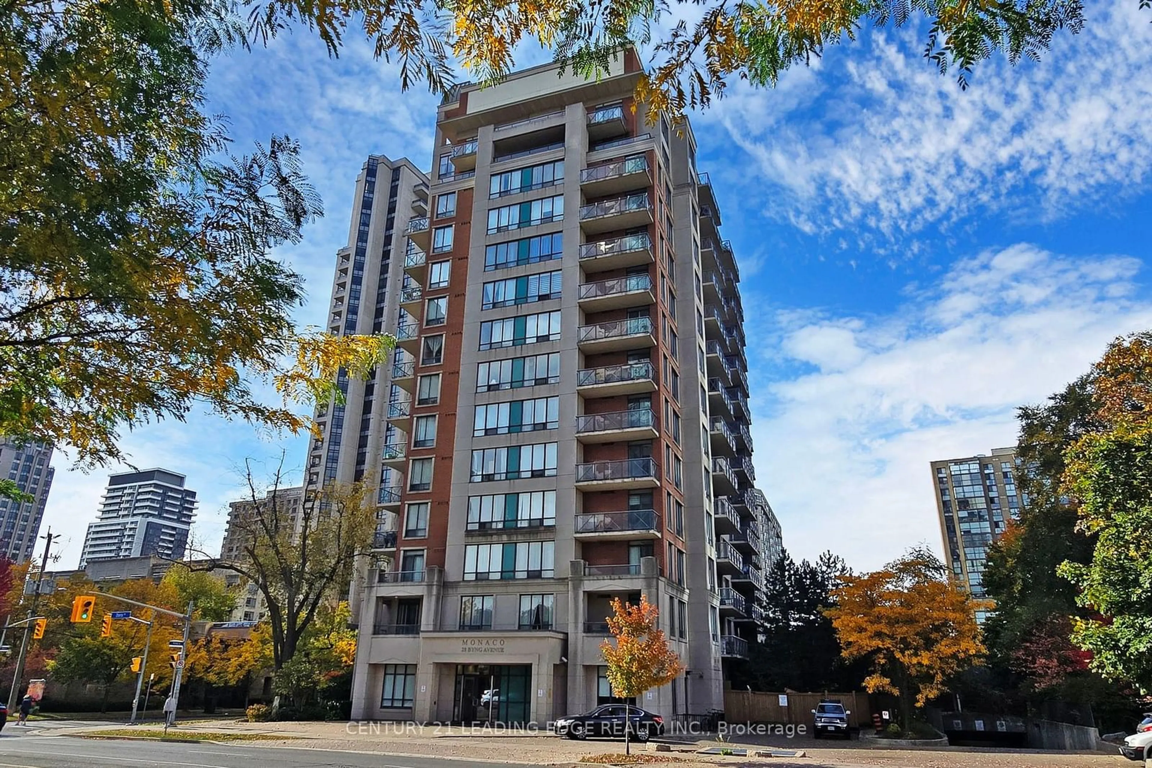 A pic from exterior of the house or condo, the front or back of building for 28 BYNG Ave #LPH 1, Toronto Ontario M3N 7H4