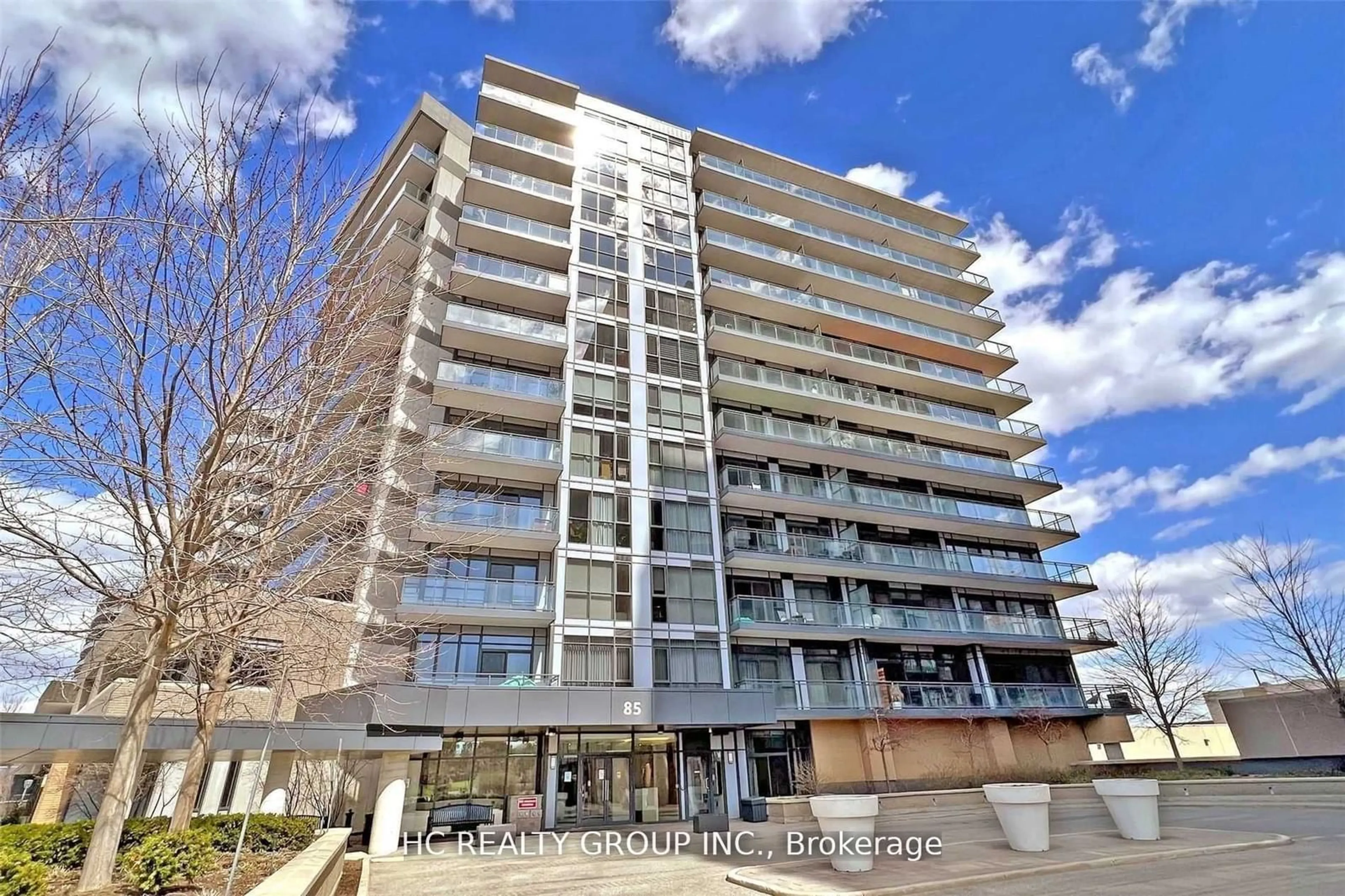 A pic from exterior of the house or condo, the front or back of building for 85 The Donway #905, Toronto Ontario M3C 0L9