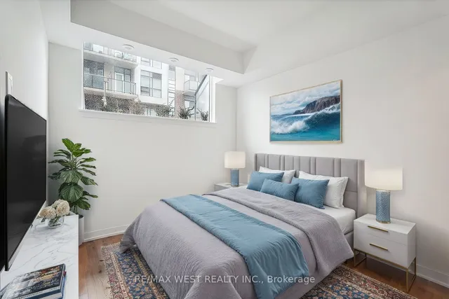 Additional property image - 861 Sheppard Ave Unit 7