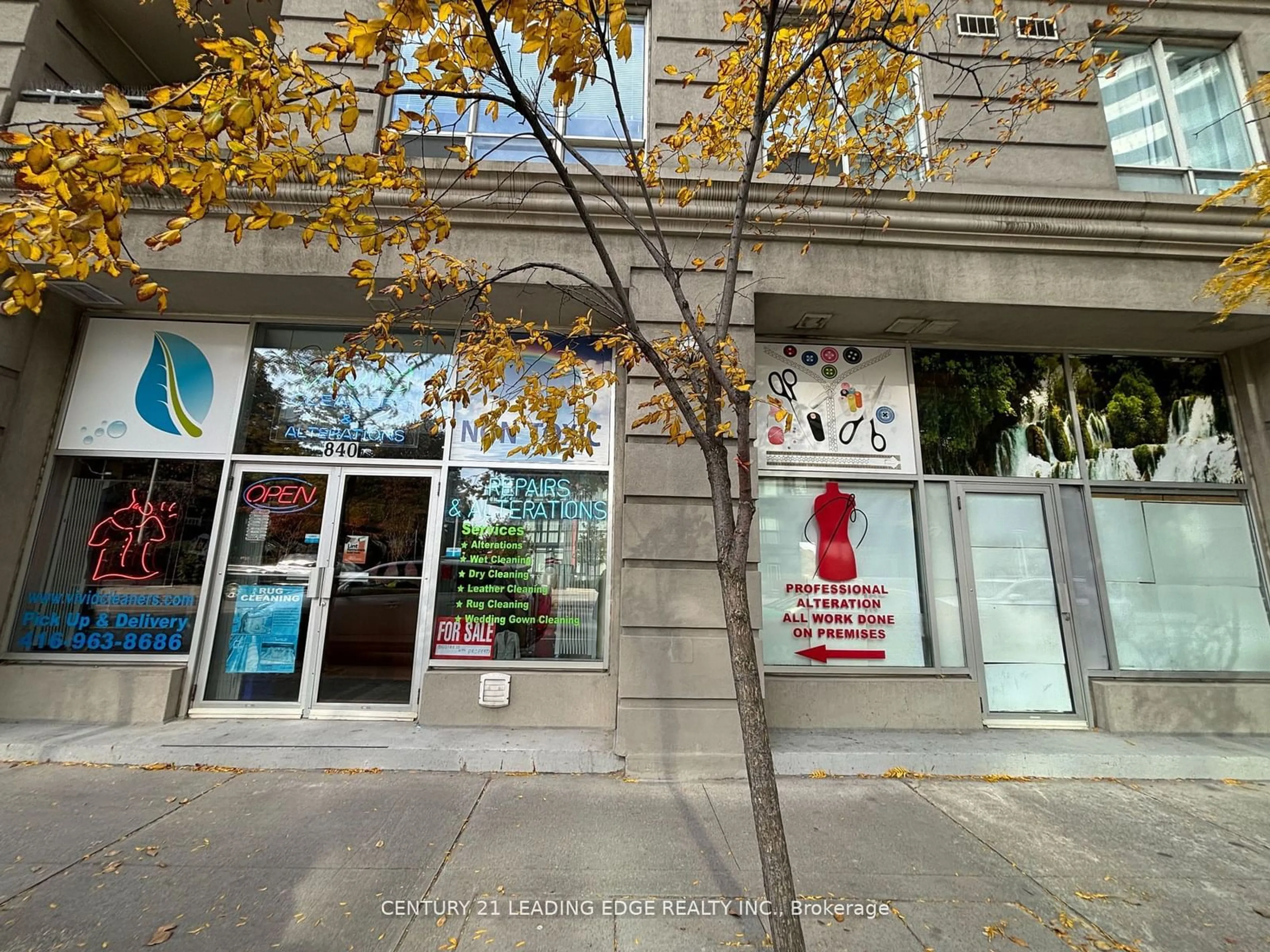 Indoor foyer, unknown floor for 840 Church St #6 & 7, Toronto Ontario M4W 3Y5