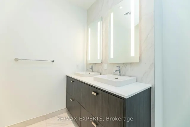 Additional property image - 480 Front St Unit 1903