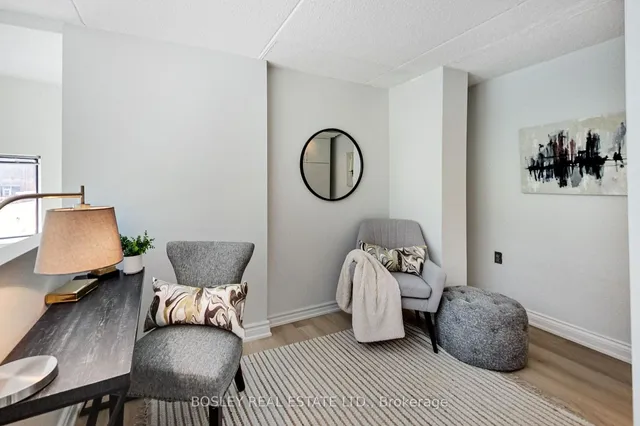 Additional property image - 393 King St Unit 202