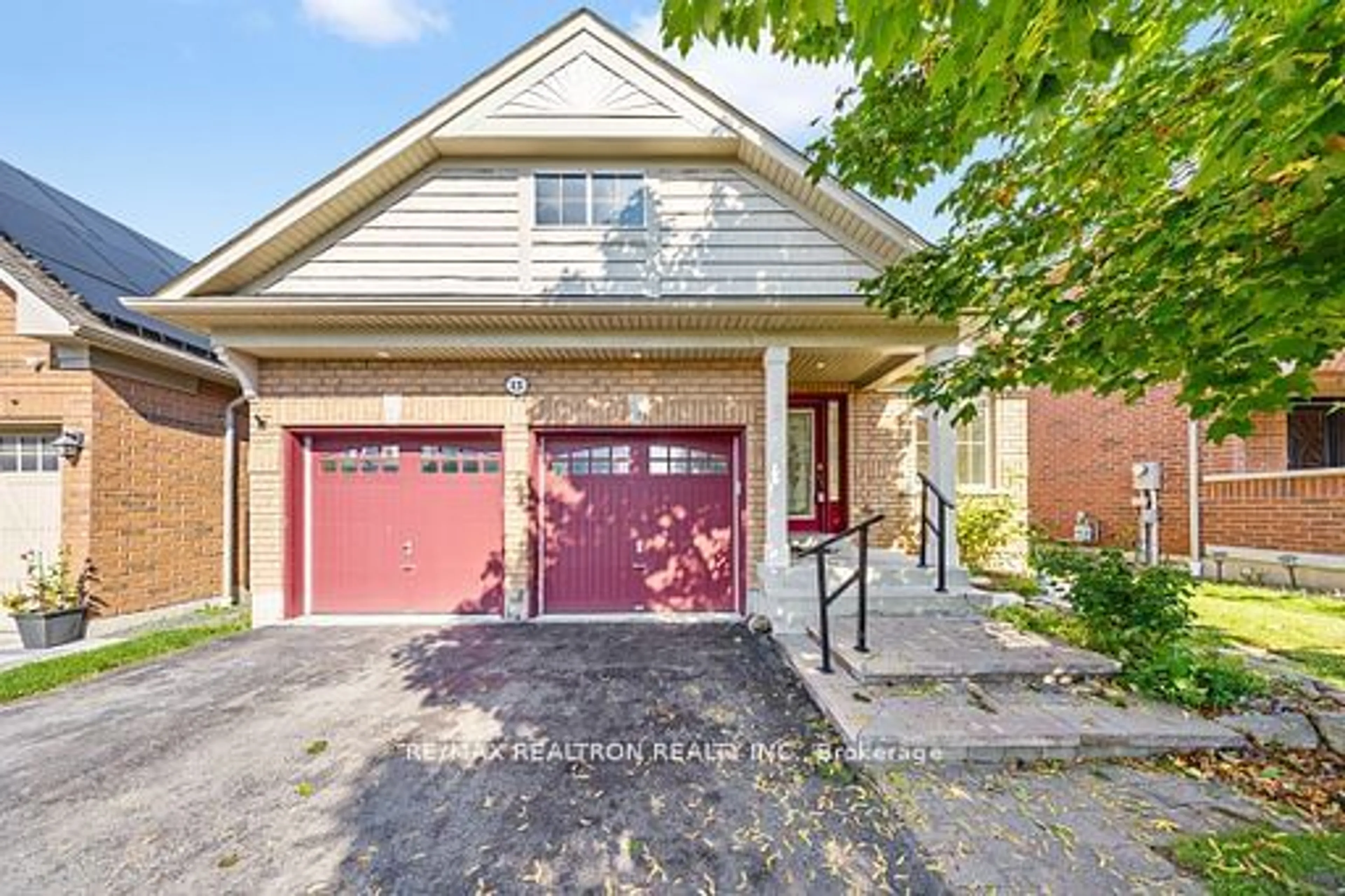 Frontside or backside of a home, cottage for 15 Galea Dr, Ajax Ontario L1Z 0J7